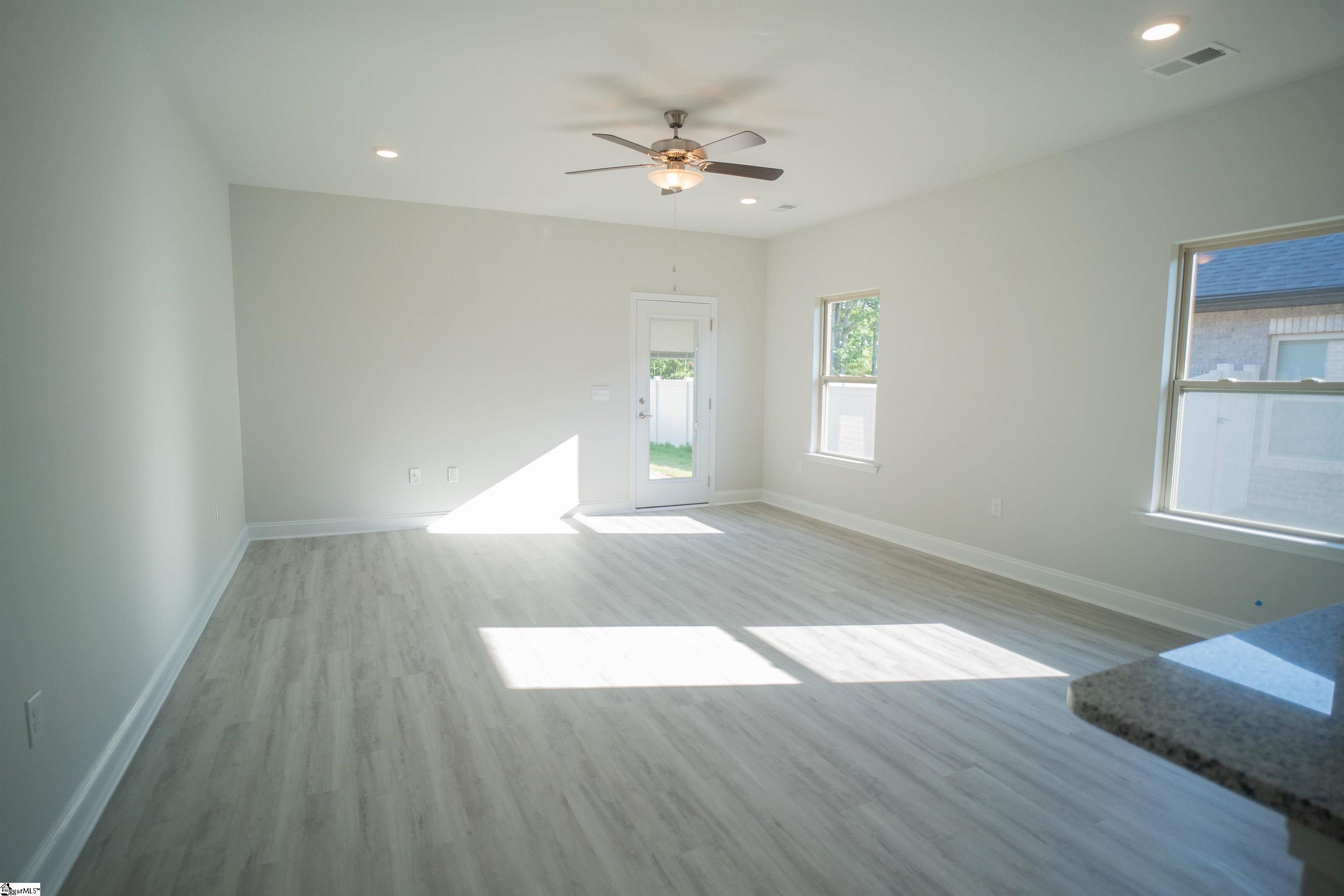 100 Red Holw Road Simpsonville, SC 29681 - Photo 8 of 19 Gallery Image 8