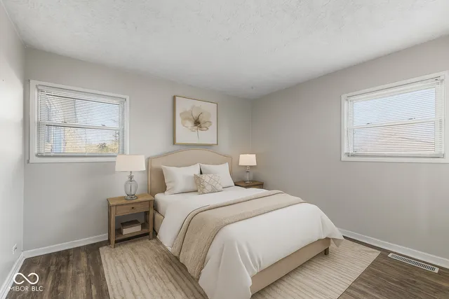 $234,900 | 230 Parkview Drive, Whiteland, IN 46184