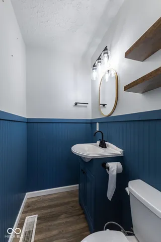 $234,900 | 230 Parkview Drive, Whiteland, IN 46184