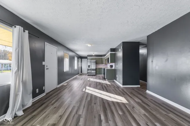 $234,900 | 230 Parkview Drive, Whiteland, IN 46184