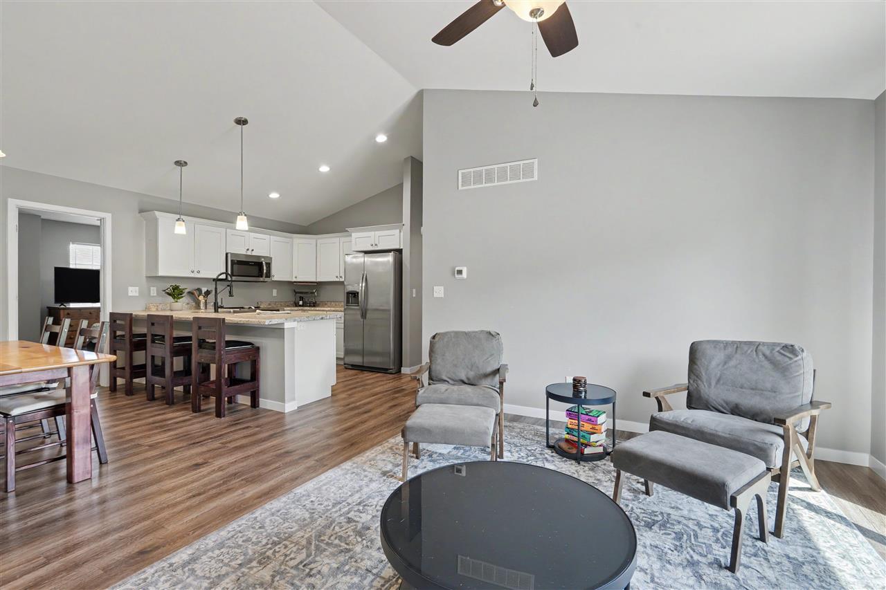 602 Riley Lane West Branch, IA 52358 - Photo 5 of 29 Gallery Image 5