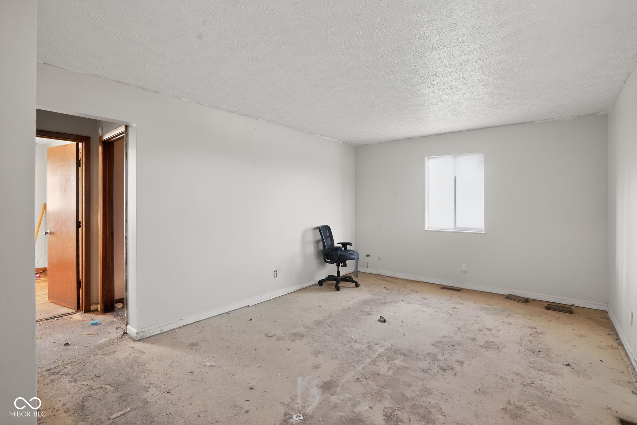 7230 West Green Springs Road Indianapolis, IN 46214 - Photo 6 of 21