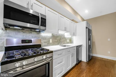 $789,000 | 1250 North 25th Street, Philadelphia, PA 19121