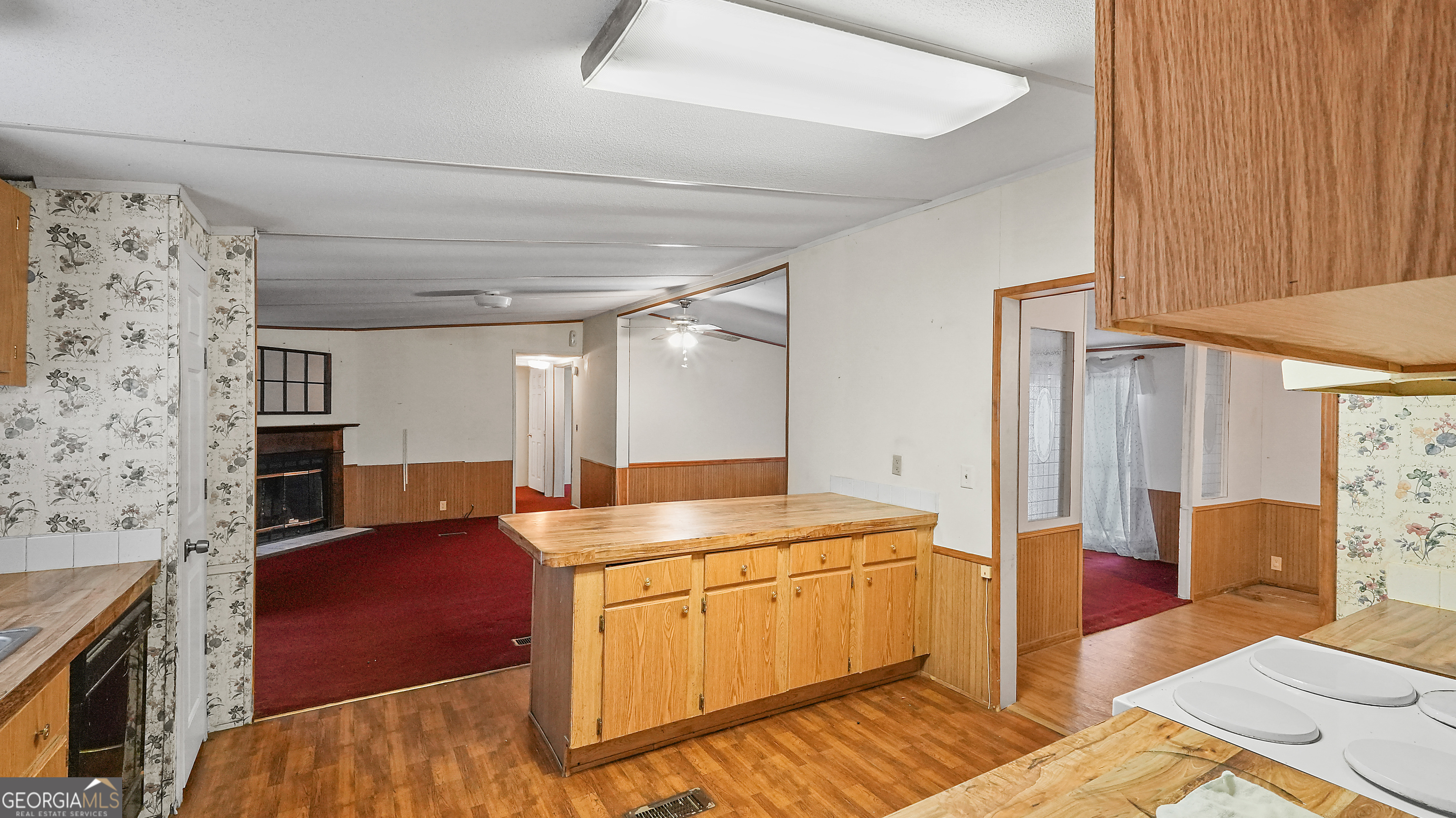 1275 Rayonier Road Jesup, GA 31545 - Photo 10 of 27