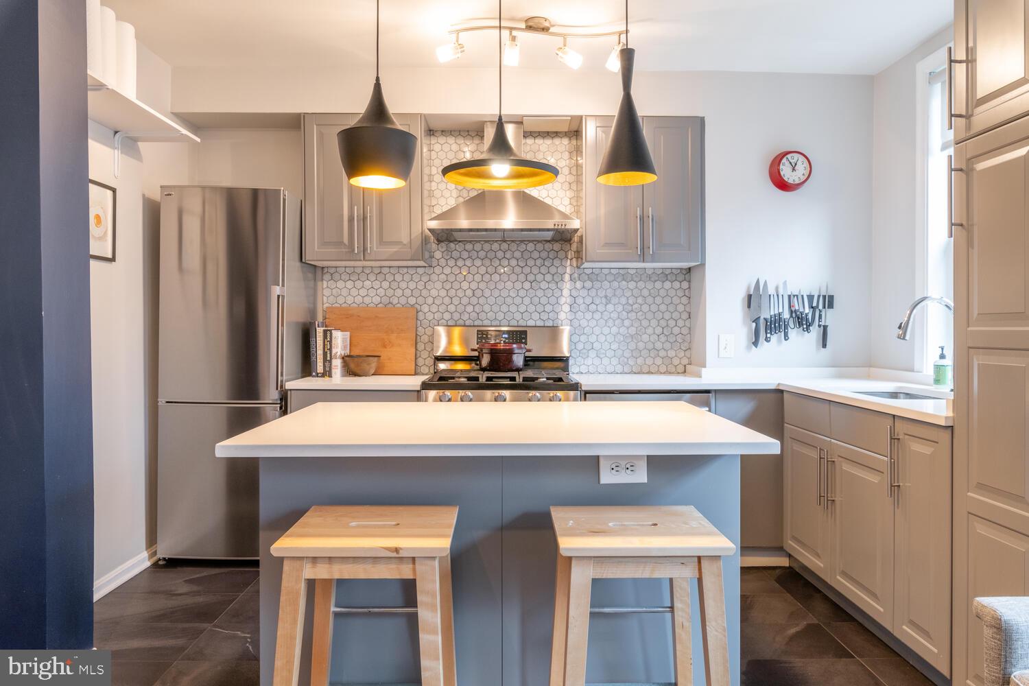 2801 Adams Mill Road Northwest, Unit 210 Washington, DC 20009 - Photo 4 of 24 Kitchen