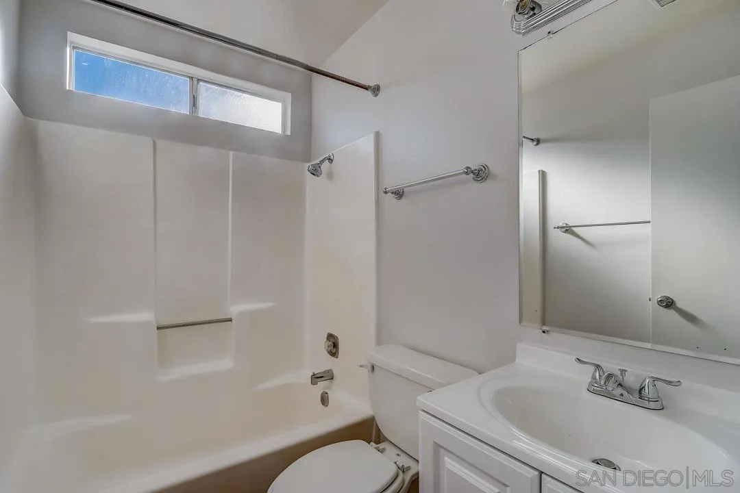 4593 Sunrise Ridge Oceanside, CA 92056 - Photo 8 of 17 Gallery Image 8