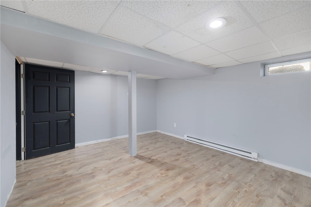 74 Stephens Avenue Warwick, RI 02886 - Photo 14 of 22