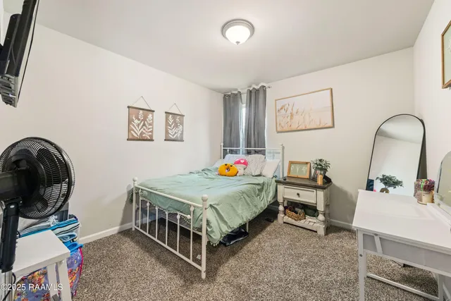 $2,000 | 205 Cane Run Court, Duson, LA 70529