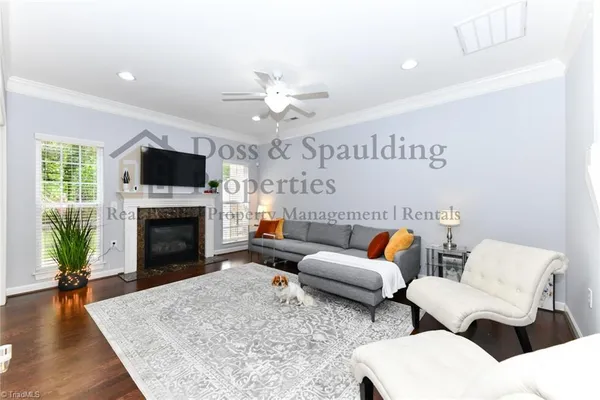 $2,150 | 1421 A New Garden Road, Greensboro, NC 27410