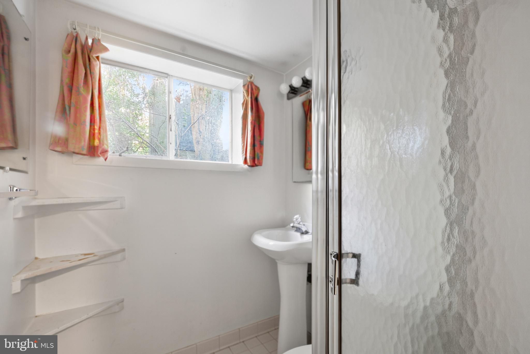 1911 Marthas Road Alexandria, VA 22307 - Photo 44 of 62 Gallery Image 44