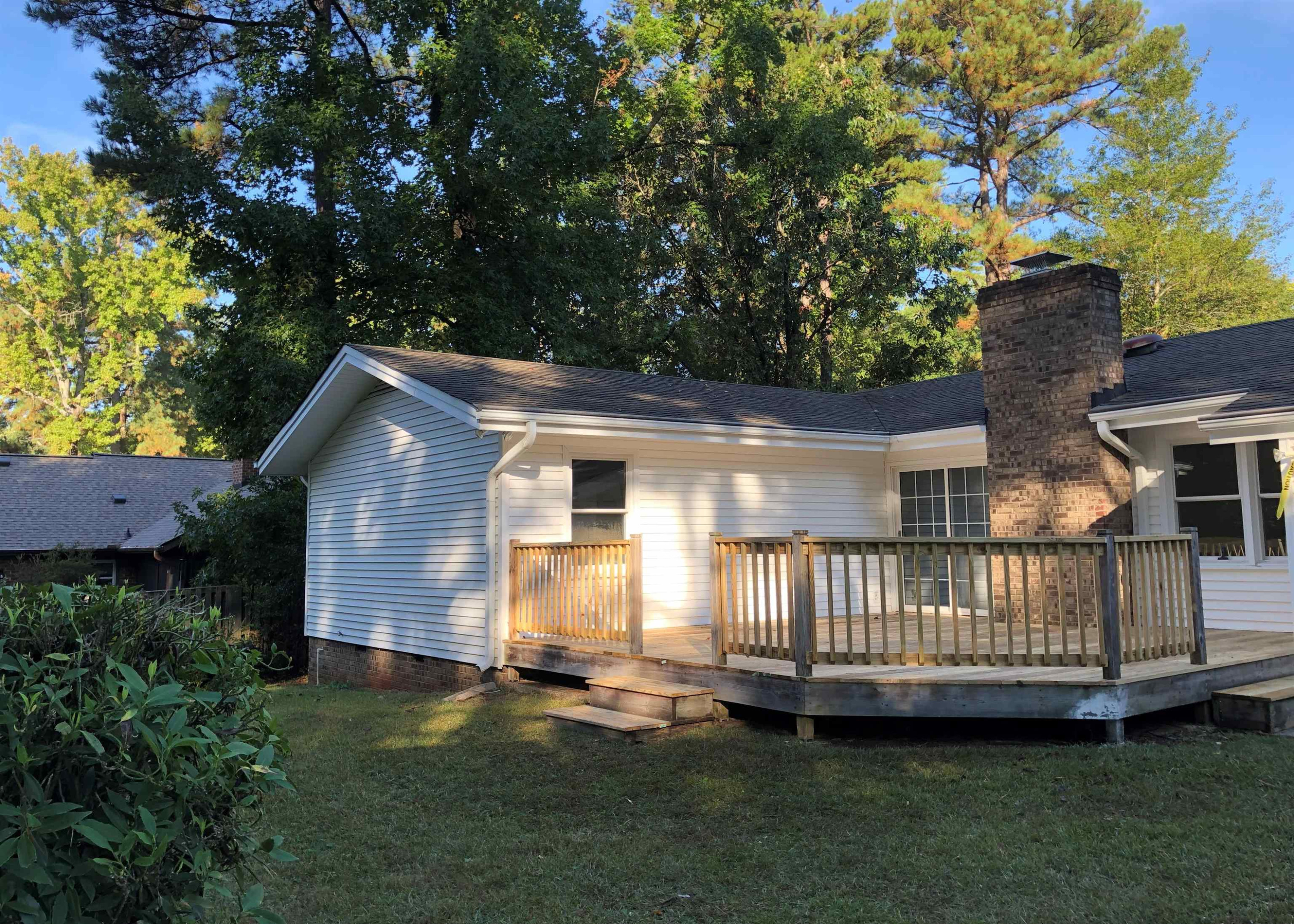 1404 Falls Church Road Raleigh, NC 27609 - Photo 3 of 11 Photo 3