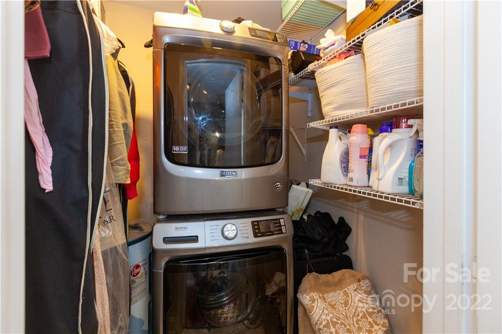 2600 Park Road, Unit C Charlotte, NC 28209 - Photo 9 of 20 a utility room with dryer and washer