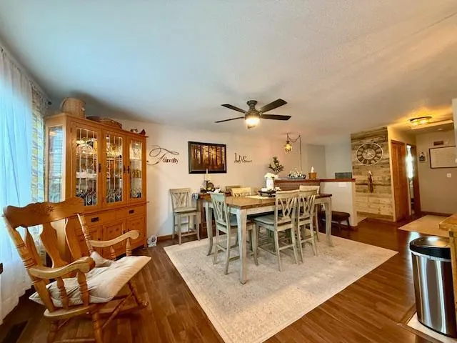 $359,900 | 310 South Erickson Street, Houston, MN 55943