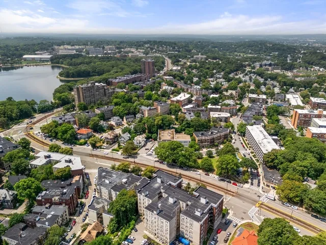 $3,698,000 | 1789 Commonwealth Avenue, Boston, MA 02135