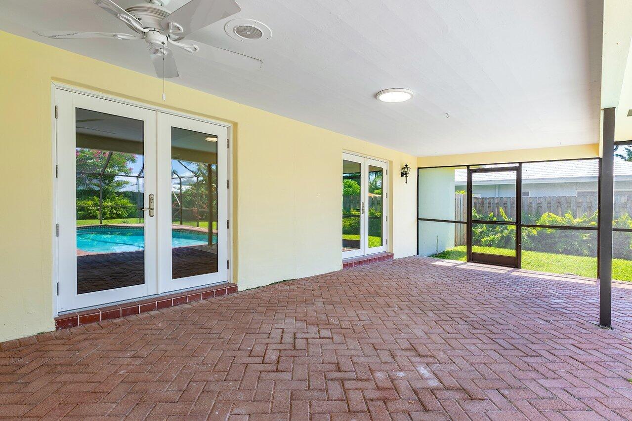 950 Southwest 16th Street Boca Raton, FL 33486 - Photo 30 of 44 COVERED PATIO