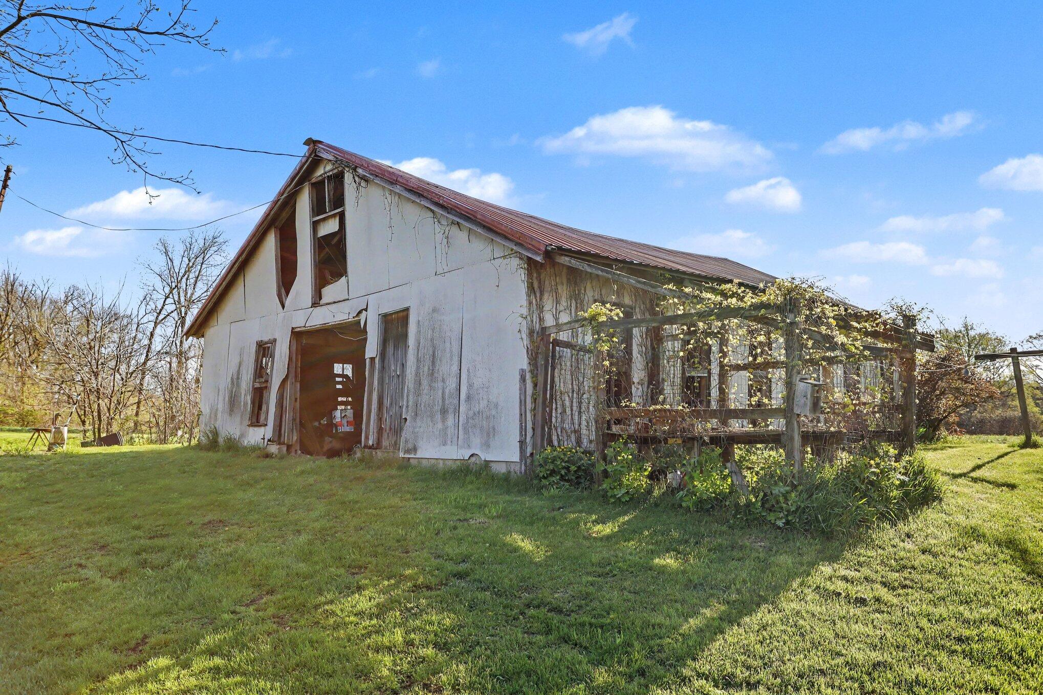 4360 Waldorf Road Delton, MI 49046 - Photo 19 of 34 Barn/Outbuilding #1