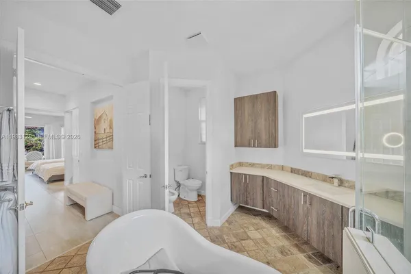 $2,000,000 | 9675 Northwest 39th Court, Coral Springs, FL 33065