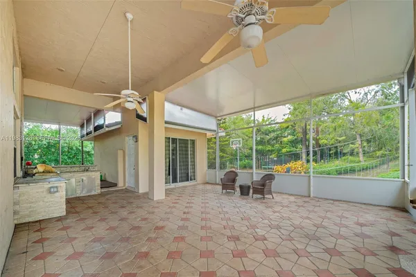 $2,000,000 | 9675 Northwest 39th Court, Coral Springs, FL 33065