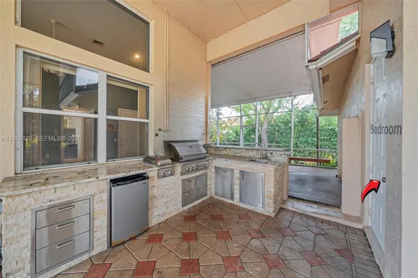 $2,000,000 | 9675 Northwest 39th Court, Coral Springs, FL 33065