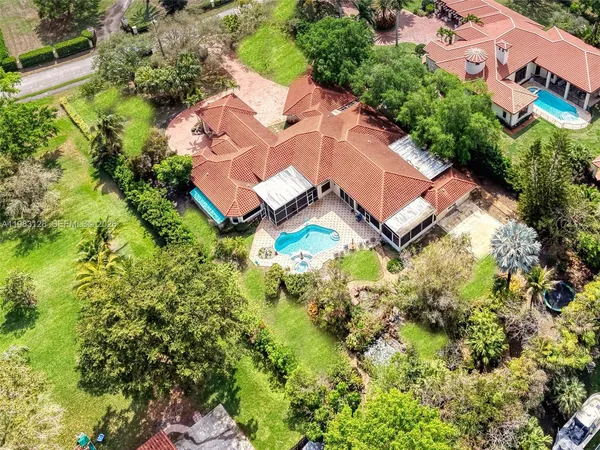 $2,000,000 | 9675 Northwest 39th Court, Coral Springs, FL 33065