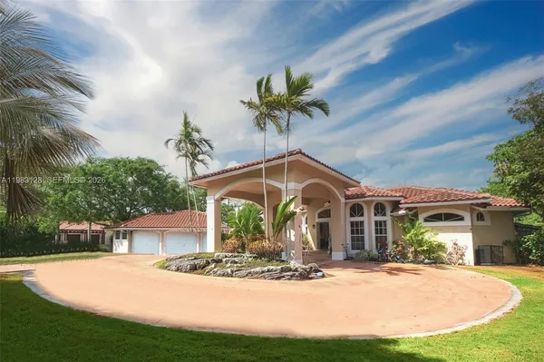 $2,000,000 | 9675 Northwest 39th Court, Coral Springs, FL 33065