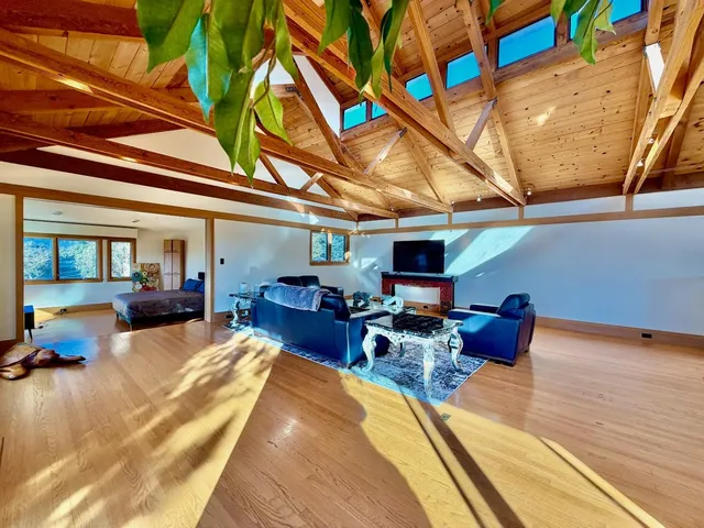 $8,000 | 63 Berryessa Way, Hillsborough, CA 94010