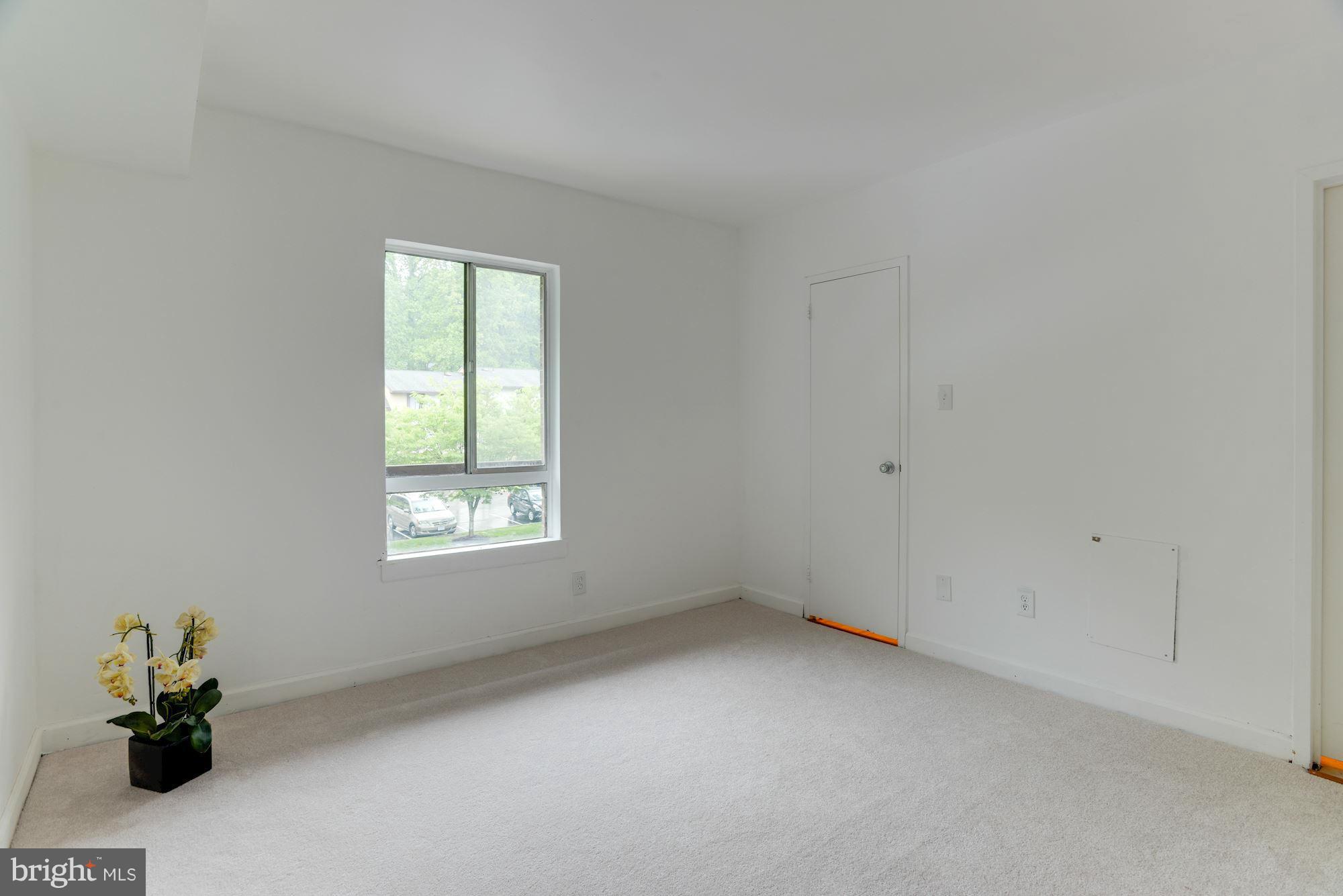 11659 Stoneview Square, Unit 21C Reston, VA 20191 - Photo 22 of 23 Bedroom