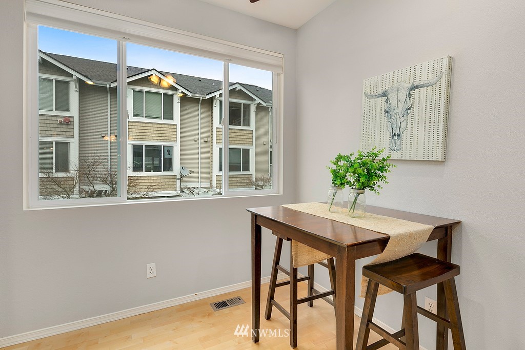 11831 Northeast 162nd Court, Unit 53 Bothell, WA 98011 - Photo 11 of 25 Gallery Image 11