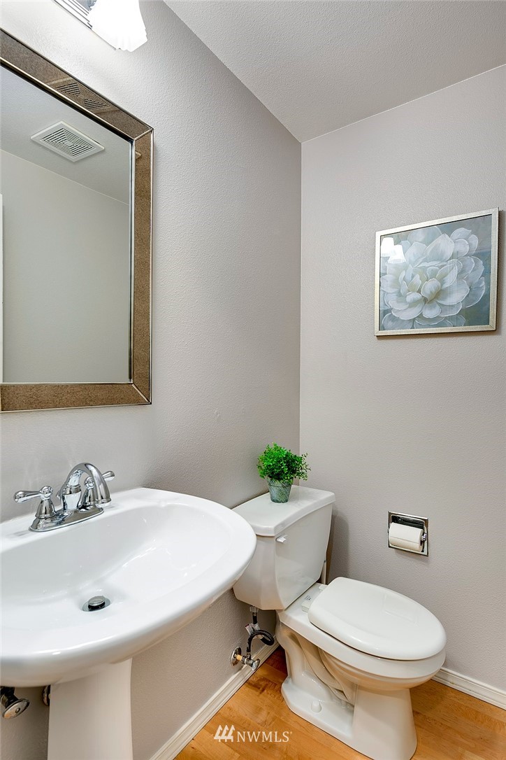 11831 Northeast 162nd Court, Unit 53 Bothell, WA 98011 - Photo 13 of 25 Gallery Image 13