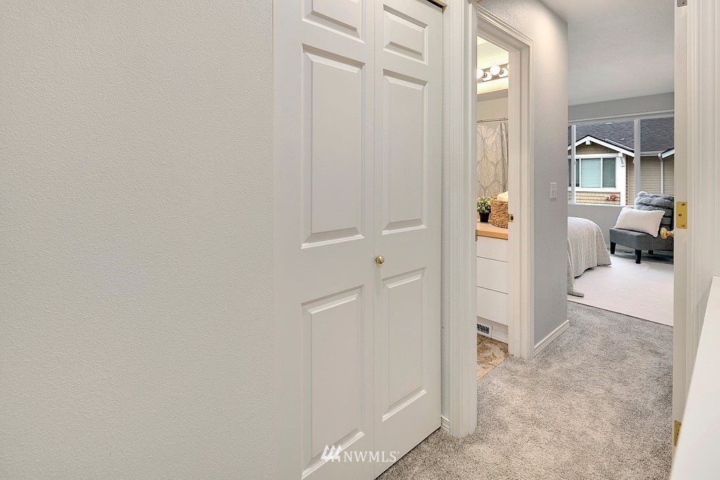 11831 Northeast 162nd Court, Unit 53 Bothell, WA 98011 - Photo 15 of 25 Gallery Image 15