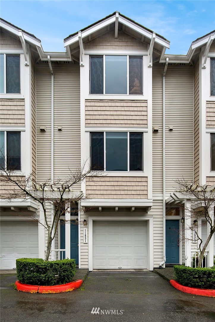 11831 Northeast 162nd Court, Unit 53 Bothell, WA 98011 - Photo 3 of 25 Gallery Image 3