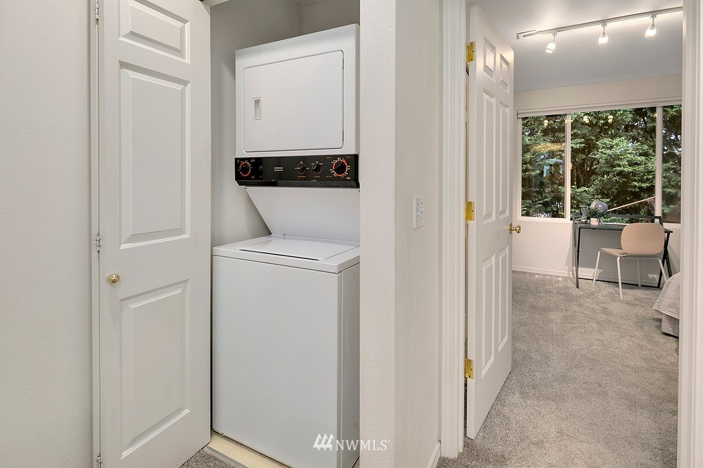 11831 Northeast 162nd Court, Unit 53 Bothell, WA 98011 - Photo 21 of 25 Gallery Image 21
