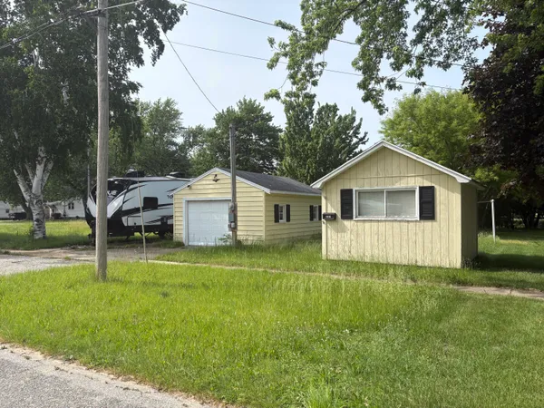 $49,000 | 2507 Nelson Street, Manistee, MI 49660