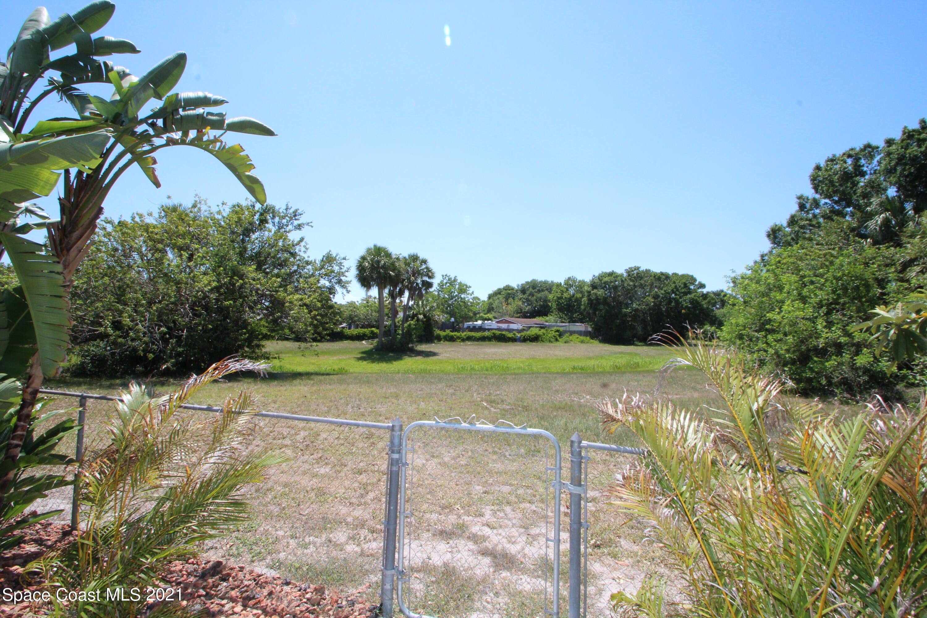 1398 Creel Road Northeast Palm Bay, FL 32905 - Photo 37 of 37 a view of a yard