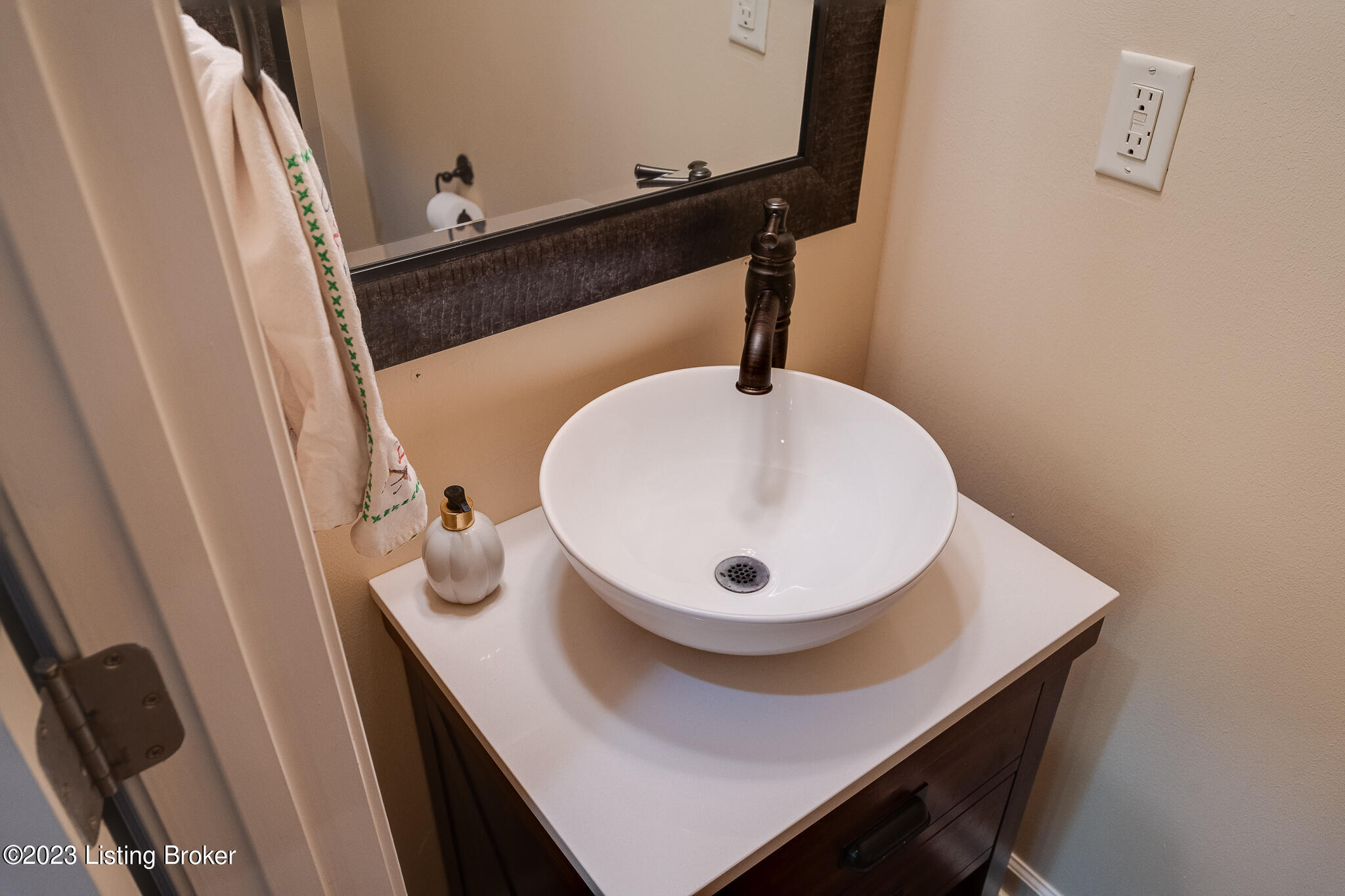 343 Kenilworth Road Louisville, KY 40206 - Photo 17 of 31 343 Kenilworth Ave-17