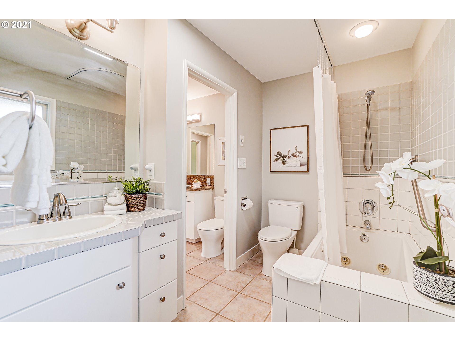 1161 Sunningdale Road Lake Oswego, OR 97034 - Photo 13 of 31 Gallery Image 13
