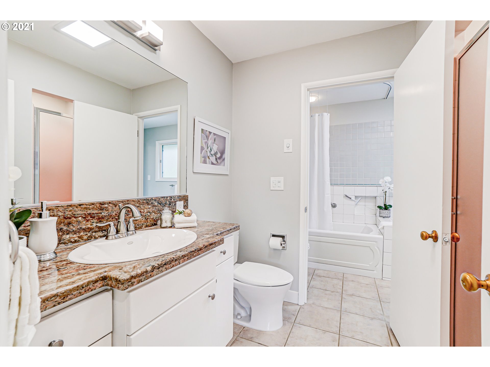 1161 Sunningdale Road Lake Oswego, OR 97034 - Photo 14 of 31 Gallery Image 14