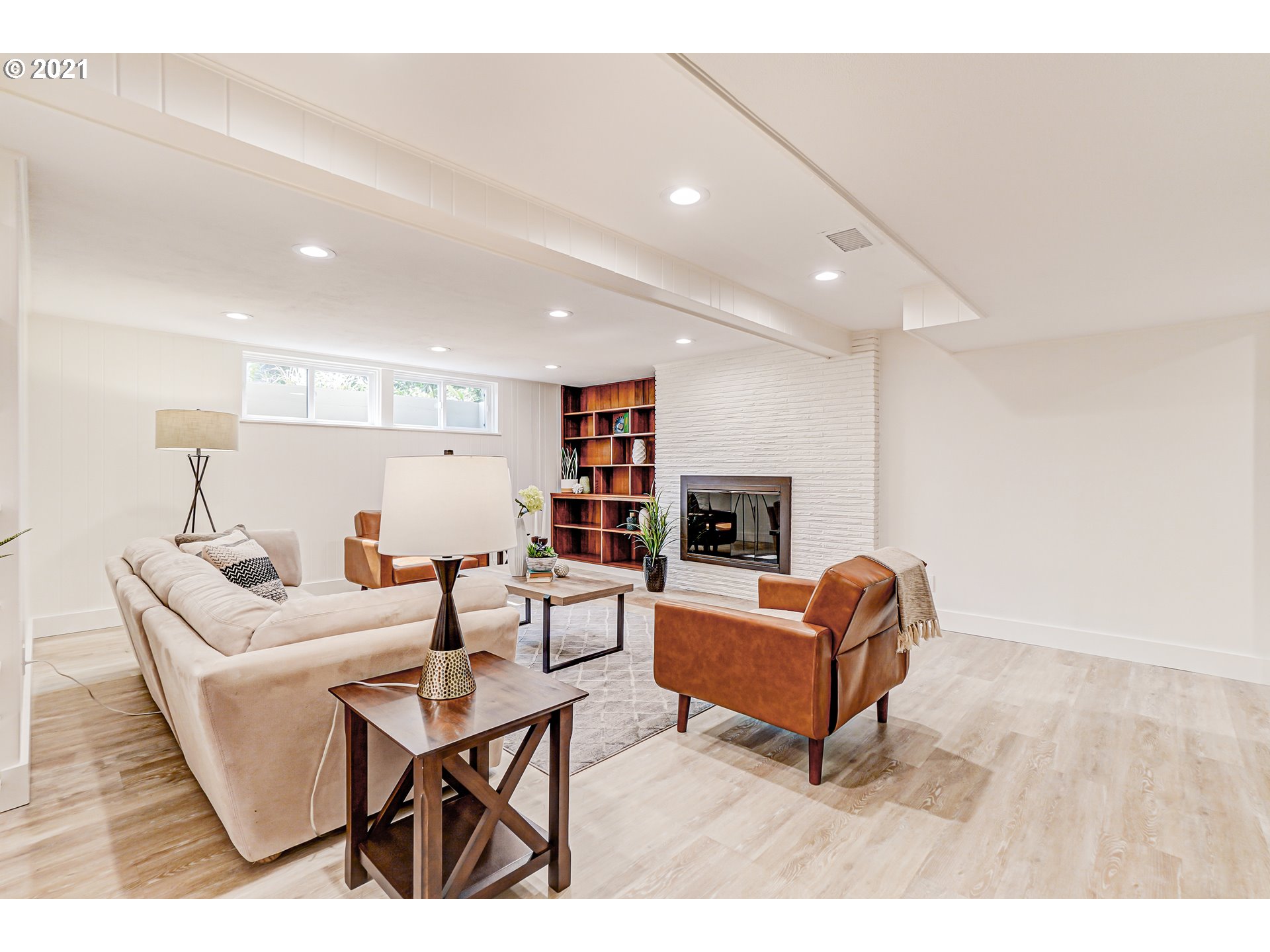 1161 Sunningdale Road Lake Oswego, OR 97034 - Photo 17 of 31 Gallery Image 17