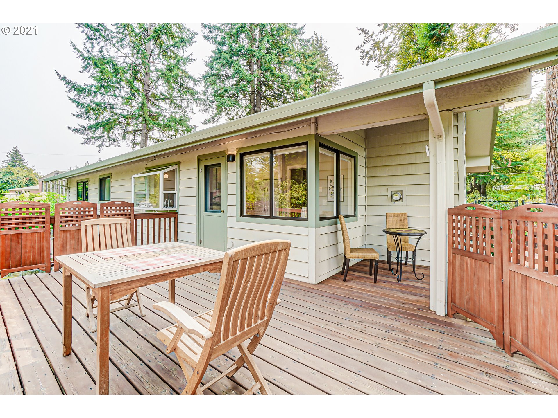 1161 Sunningdale Road Lake Oswego, OR 97034 - Photo 25 of 31 Gallery Image 25