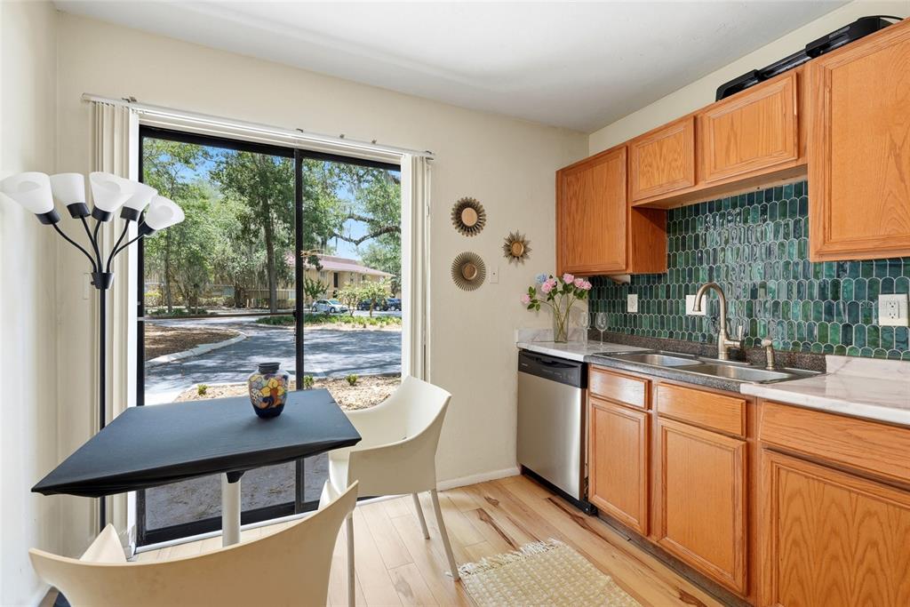 507 Northwest 39th Road, Unit 301 Gainesville, FL 32607 - Photo 17 of 34