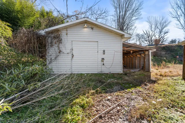 $375,000 | 108 Sunset Circle, Centerville, TN 37033