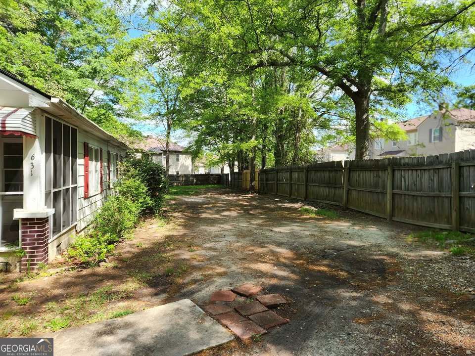 631 Davis Avenue Toccoa, GA 30577 - Photo 6 of 10