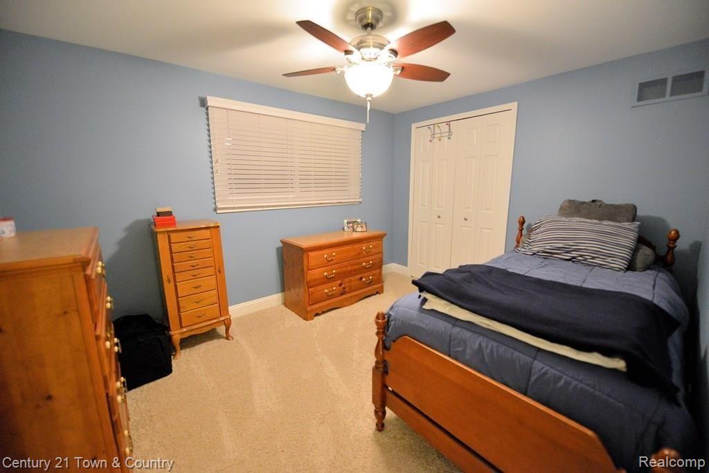 372 Shellbourne Drive Rochester Hills, MI 48309 - Photo 30 of 45