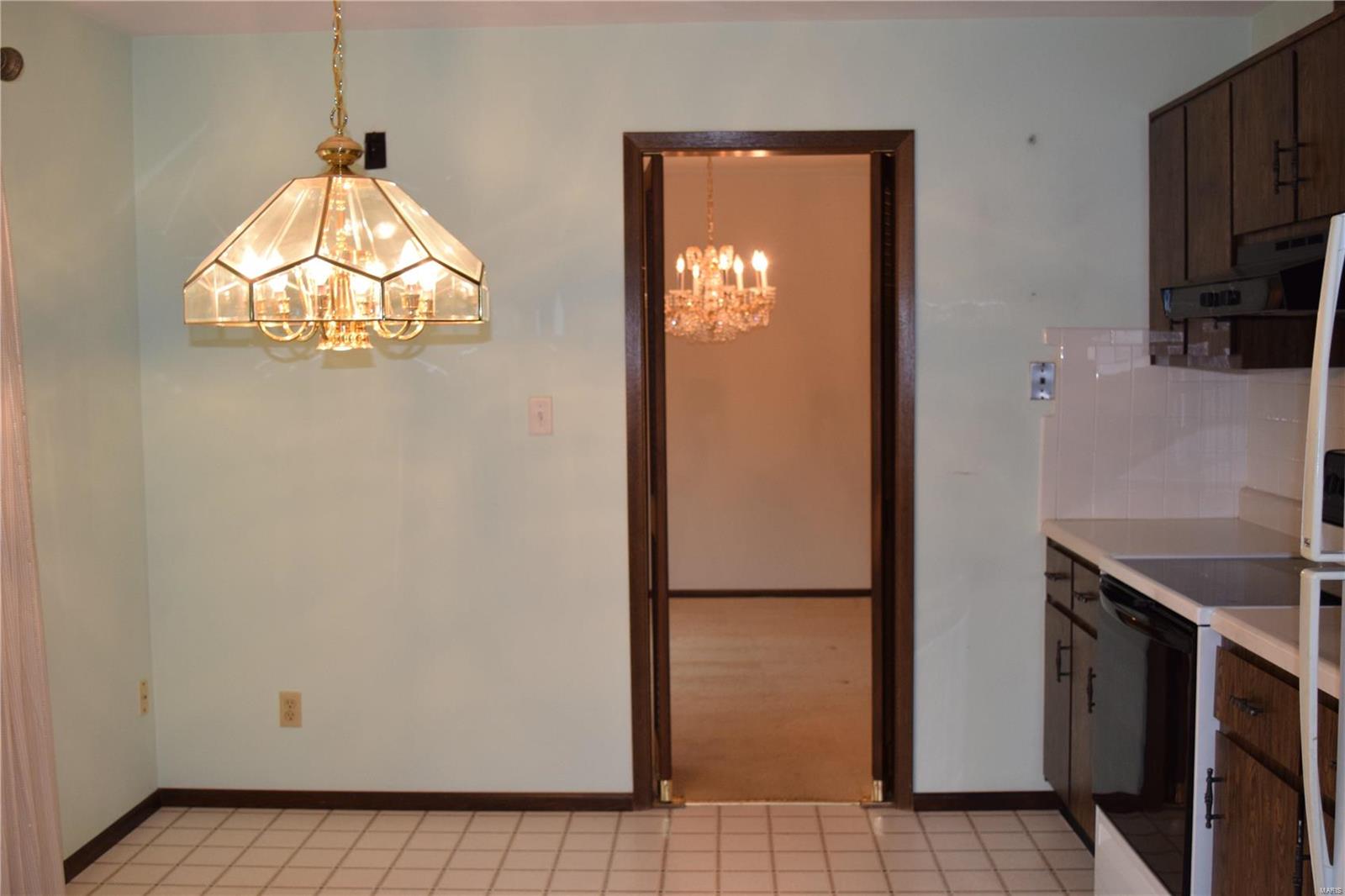 112 Bittersweet Lane Belleville, IL 62221 - Photo 15 of 28 Gallery Image 15