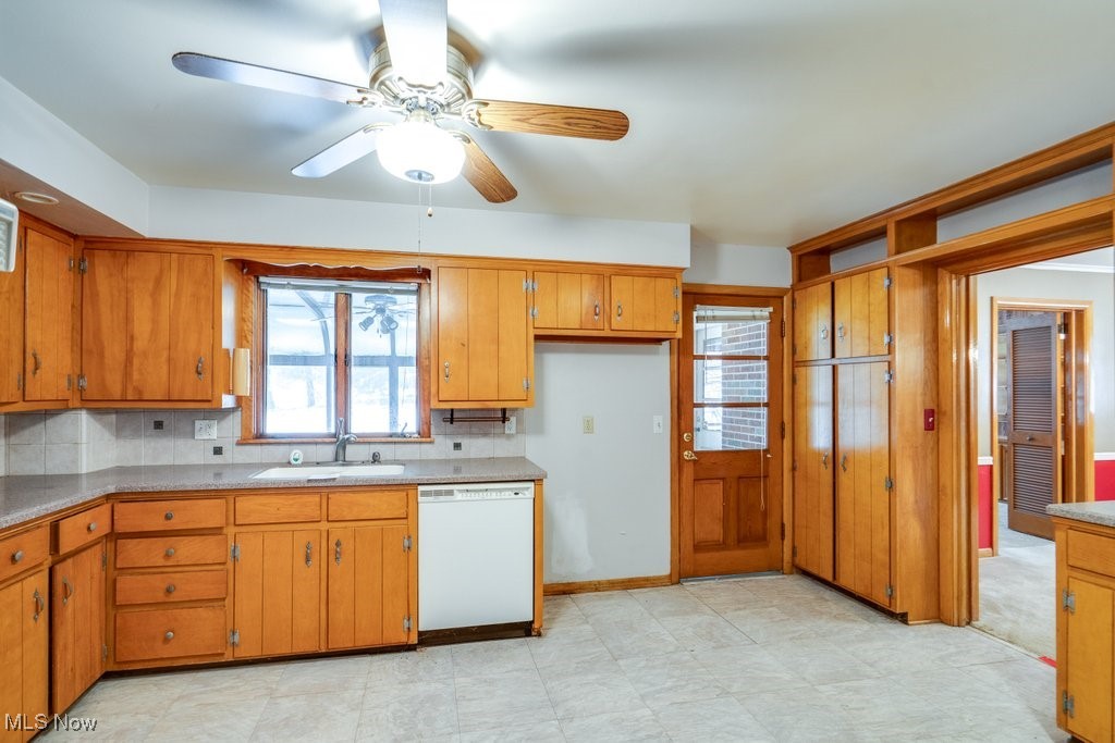 1745 Coventry Road Northeast Massillon, OH 44646 - Photo 11 of 27 Gallery Image 11