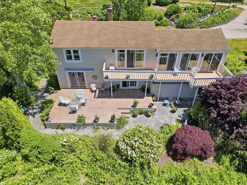 10 Island View Court Westerly, RI 02891 - Photo 3 of 37