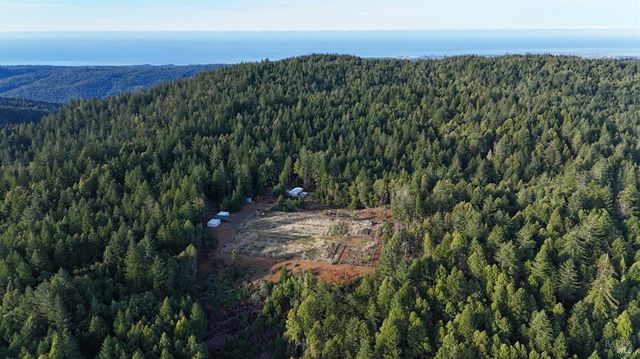$899,000 | 34620 Eureka Hill Road, Point Arena, CA 95468
