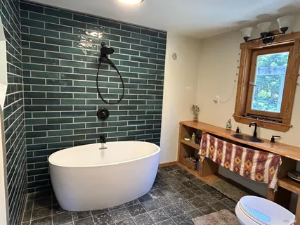 $899,000 | 34620 Eureka Hill Road, Point Arena, CA 95468