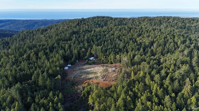 $899,000 | 34620 Eureka Hill Road, Point Arena, CA 95468