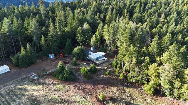 $899,000 | 34620 Eureka Hill Road, Point Arena, CA 95468